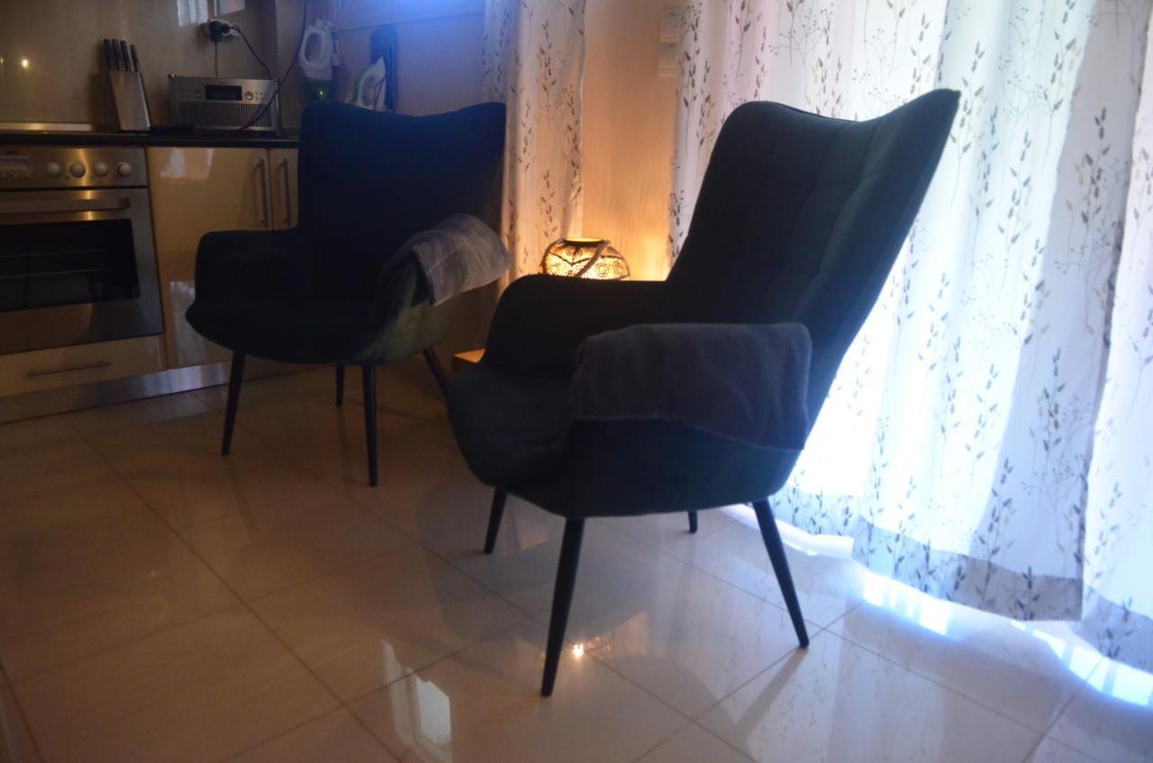 Cosy And Stylish In The Heart Of Chania Chrissi Akti Chania